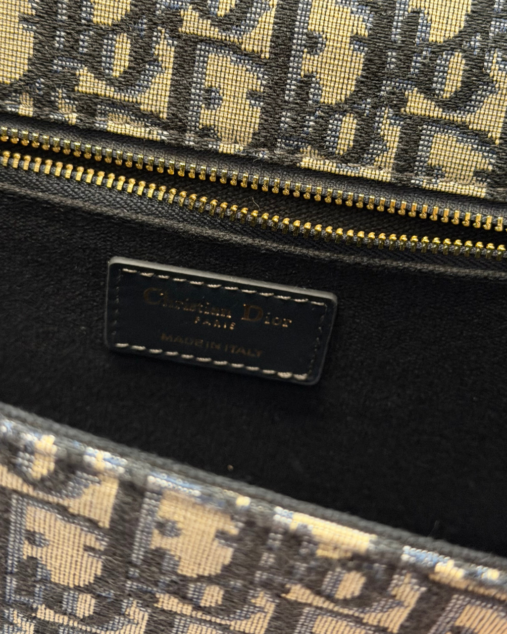 Dior 30 Montaigne Bag