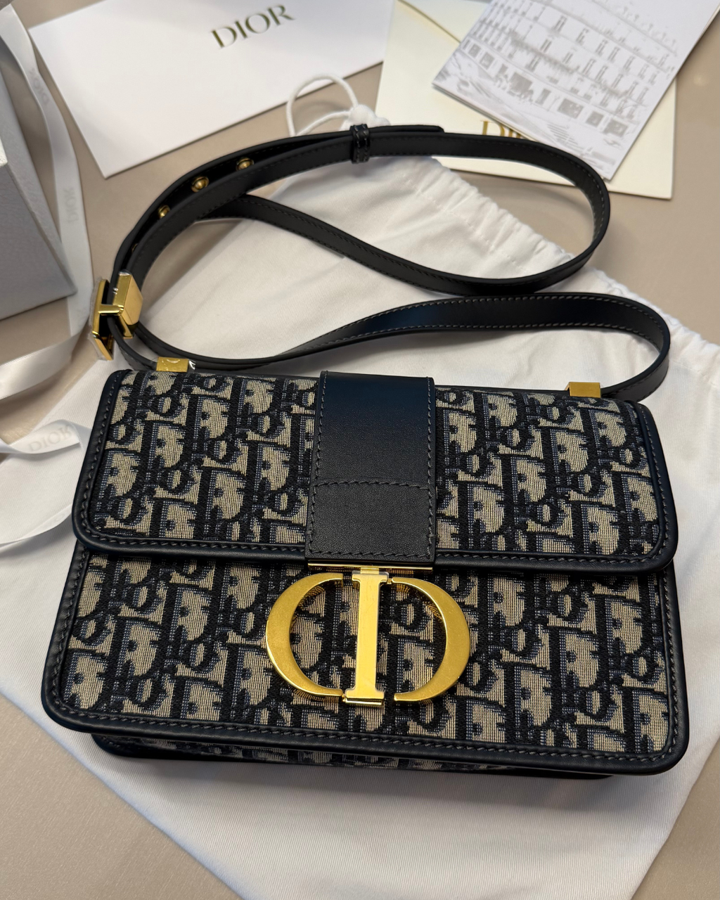 Dior 30 Montaigne Bag