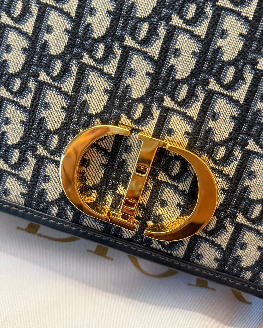 Dior 30 Montaigne Bag