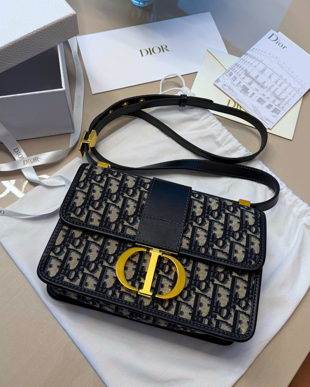 Dior 30 Montaigne Bag