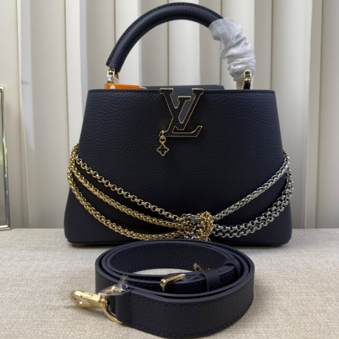 Louis Vuitton Capucines MM - Black Taurillon Leather with Infinity Chain